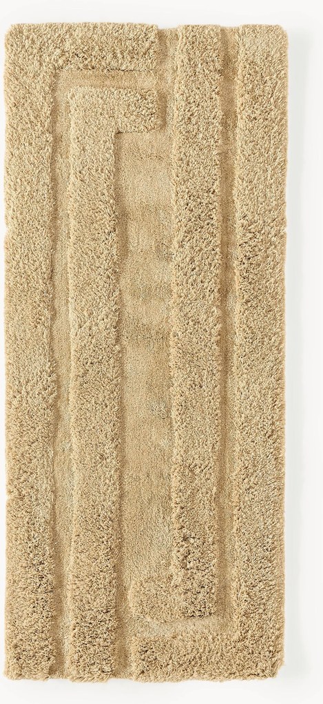 Behúň s vysokým vlasom a reliéfnou štruktúrou Genève