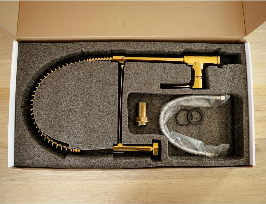 Gamma Spiral, stojanková drezová batéria s elastickou výlevkou, zlatá lesklá, GMA-BSL-GD