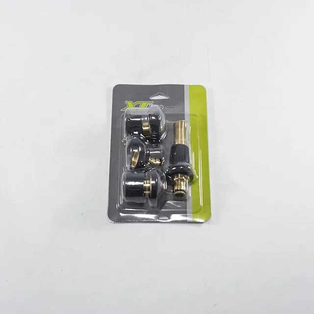 XTLINE Postrekovač s nastaviteľnou tryskou + adaptér 1/2” – 3/4” + 2 rýchlospojky