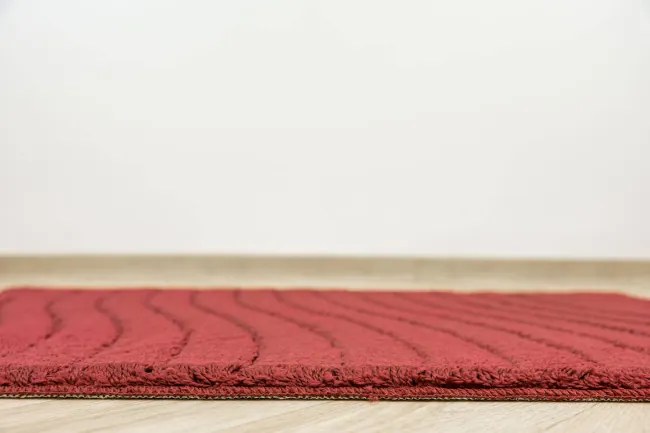 Kúpeľňový koberček Sara Carmine bordový Fale