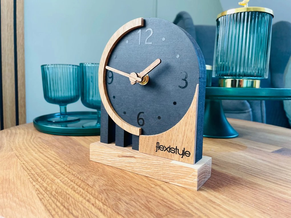 Dekorstudio Drevené stolové hodiny Black Oak