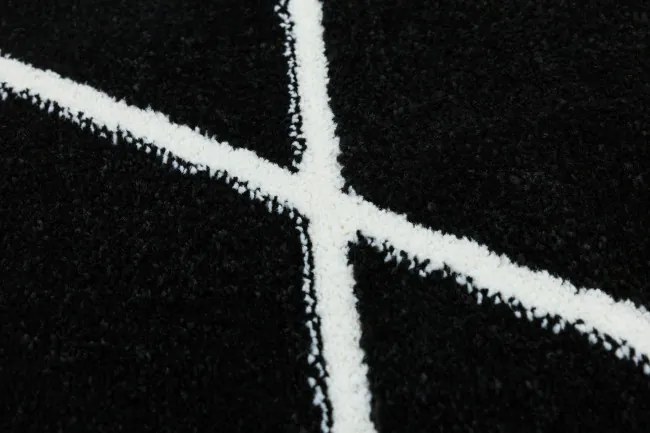 Koberec LIMA C877B čierny / biely