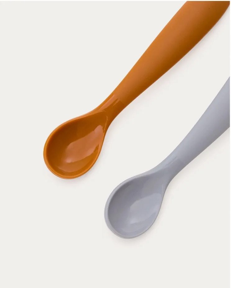 Svetlomodré/oranžové plastové/zo silikónu detské lyžičky v súprave 2 ks Lili – Kave Home