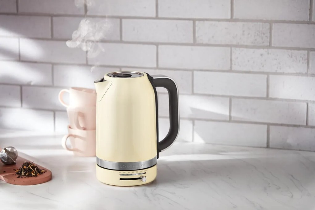 Rýchlovarná kanvica KitchenAid s reguláciou teploty 1,7 l strieborná