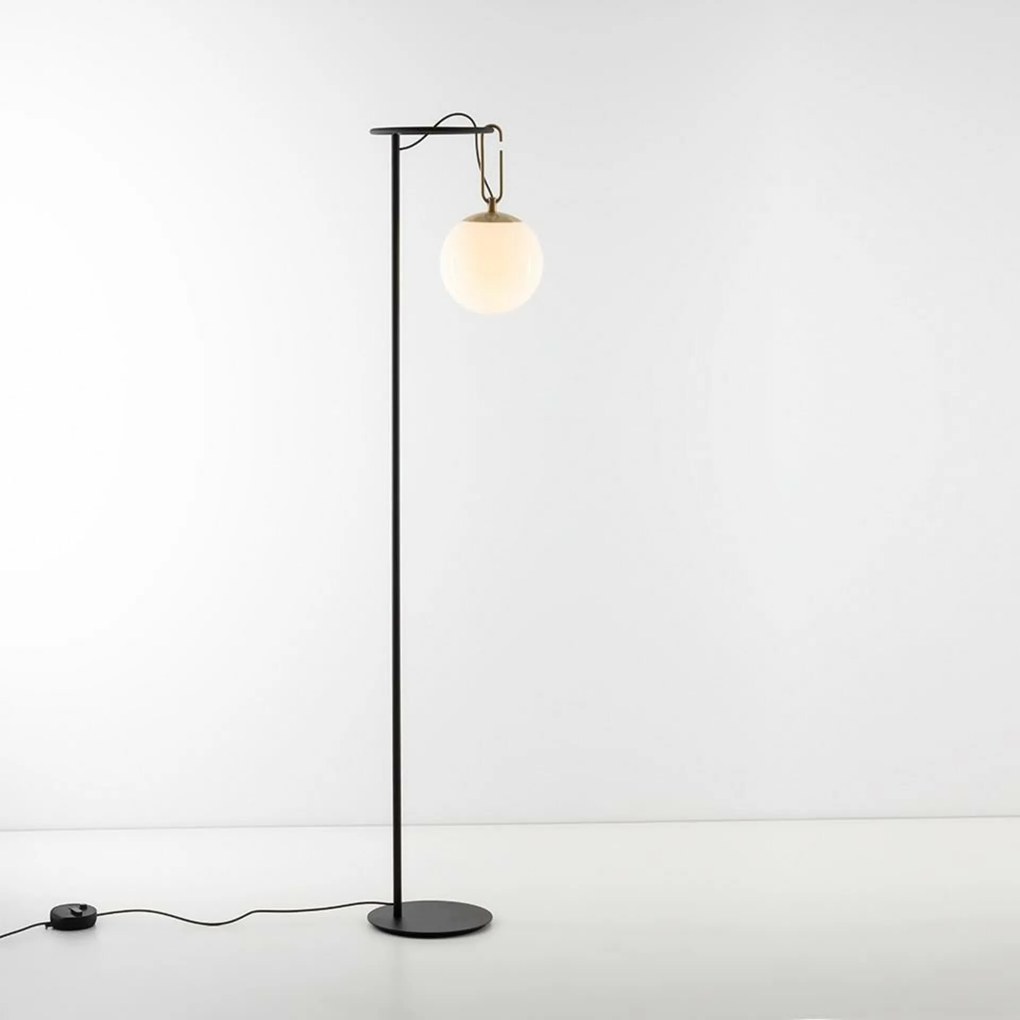 Artemide nh 22 moderná stojacia lampa z fúkaného skla a mosadze, E27