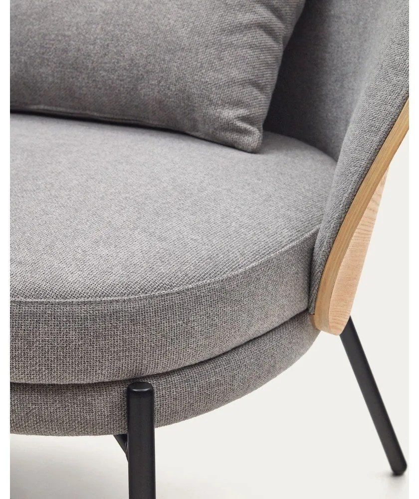 Kreslo v sivo-prírodnej farbe Eamy – Kave Home