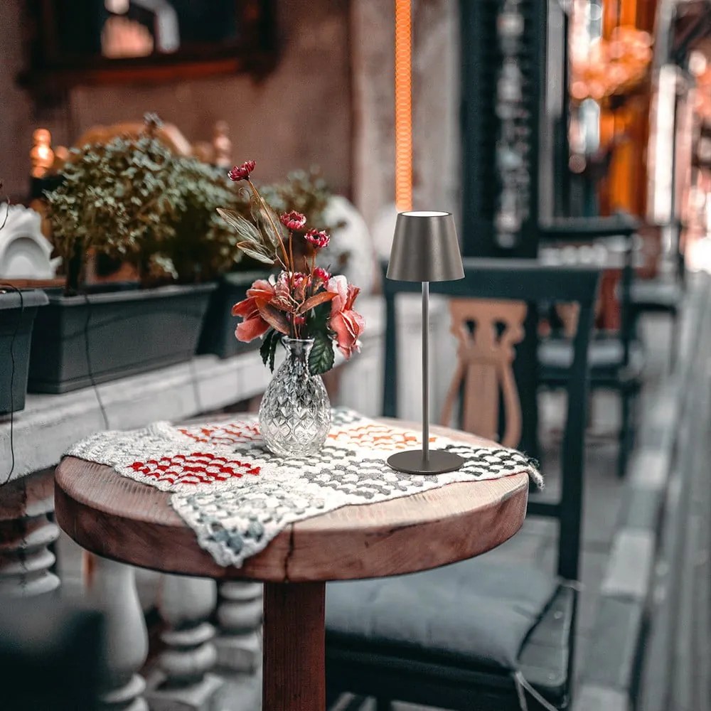 Čierna LED stolová lampa s kovovým tienidlom (výška 36,5 cm) Viletto – Fischer & Honsel