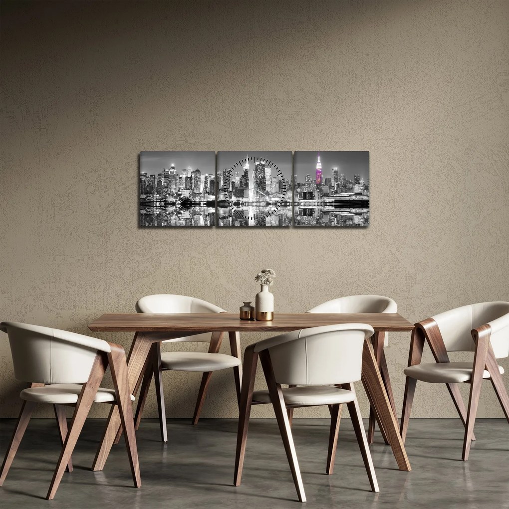 Obrázok - New York a fialový mrakodrap (s hodinami) (90x30 cm)