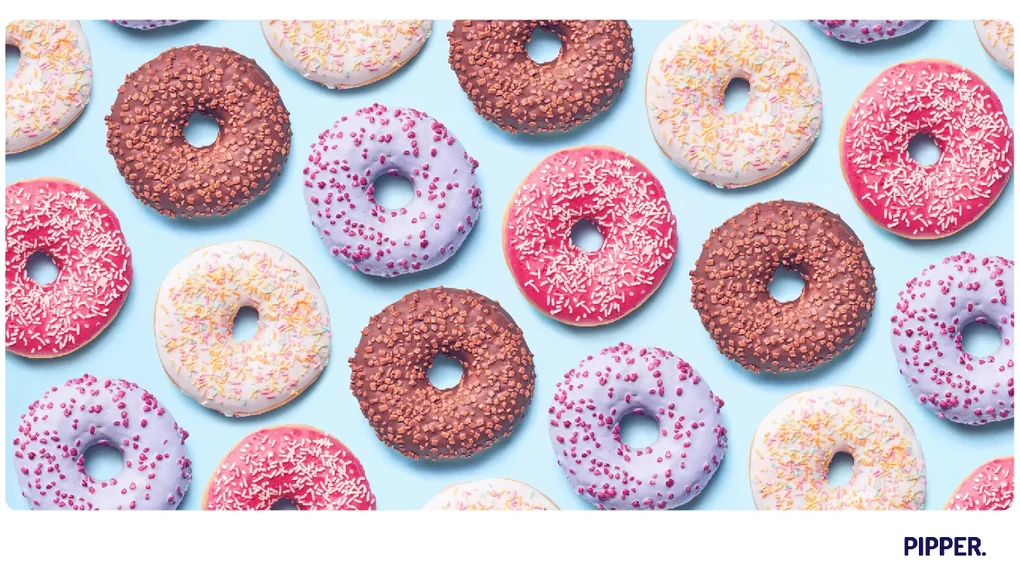 PIPPER. Samolepiaca textilná tapeta - Donuts