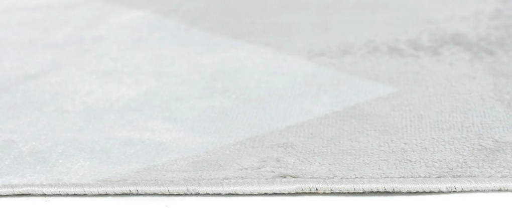 TA Koberec Isphahan 84271/299 Silver Rozmer: 80x150 cm