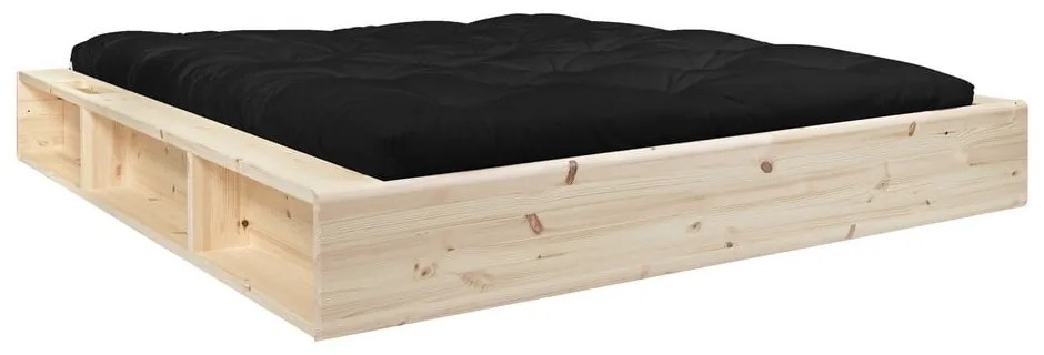 Dvojlôžková posteľ z masívneho dreva s úložným priestorom a čiernym futonom Comfort Karup Design, 160 x 200 cm