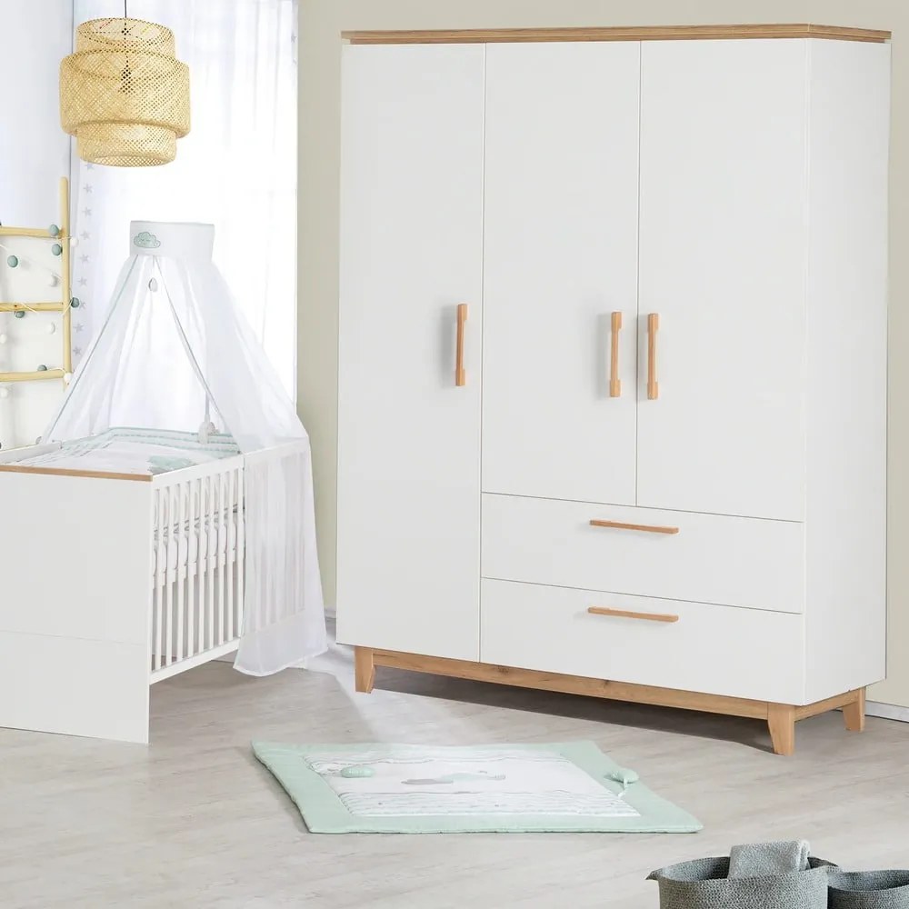 Biela detská šatníková skriňa v dekore duba 135x200 cm Finn – Roba
