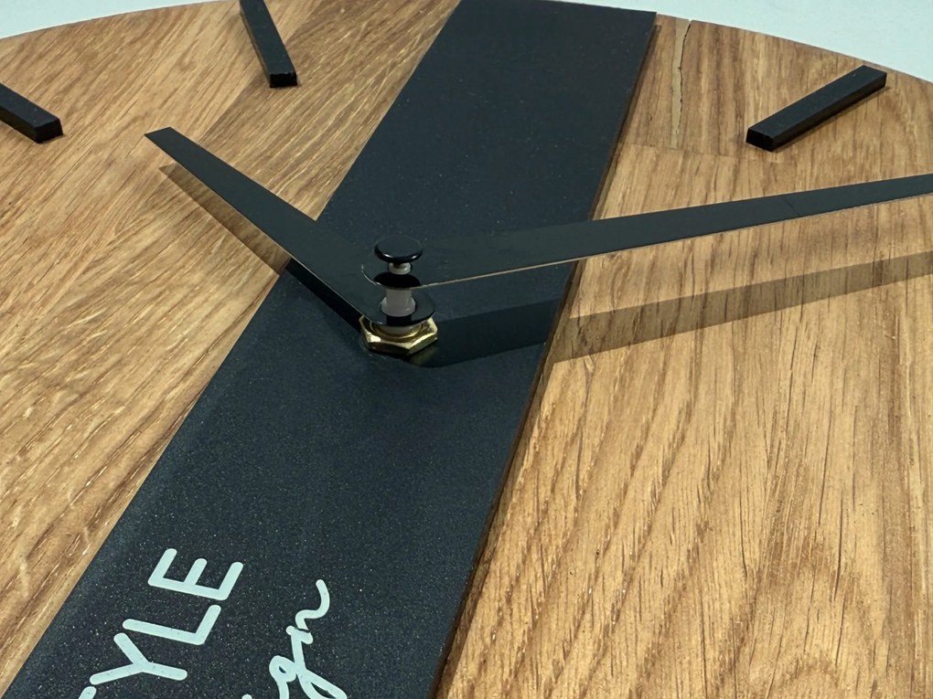 Dekorstudio Drevené hodiny DUB klasik 30cm - čierne