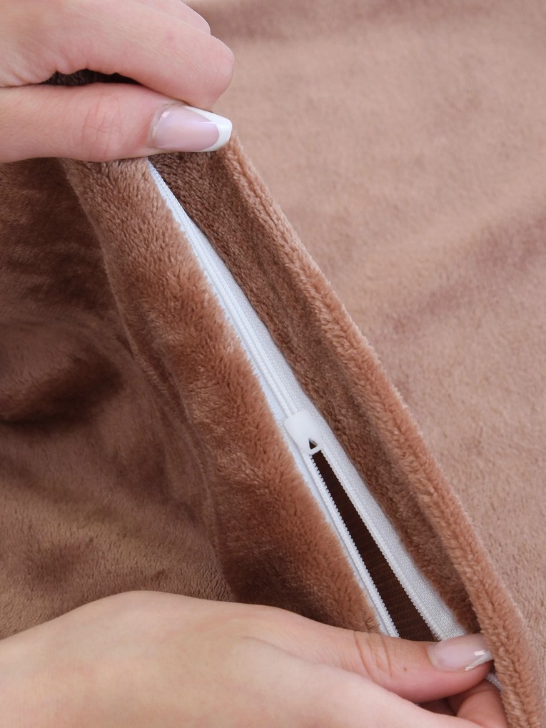 Predĺžené obliečky mikroplyš Exclusive – Laura mocha mousse 140 × 220 cm, 70 x 90 cm
