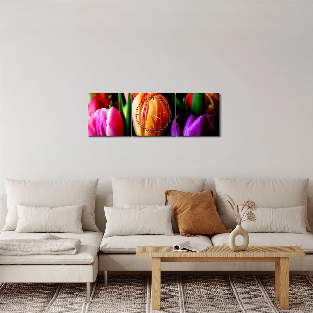 Obraz tulipánov na čiernom pozadí (s hodinami) (90x30 cm)