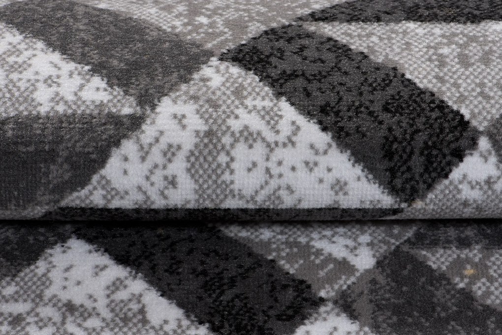 TA Koberec Q544D WHITE MAYA PP EYM Sivý Obdĺžnikový Rozmer: 180x250 cm