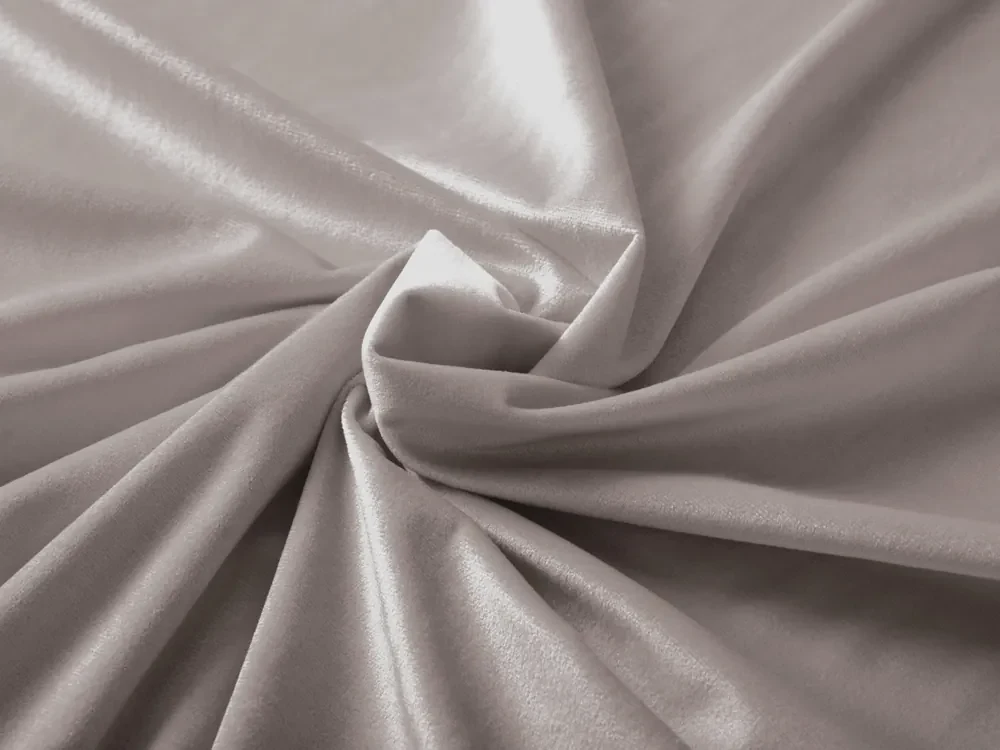 Biante Zamatový štvorcový obrus Velvet Prémium SVP-015 Latte 80x80 cm