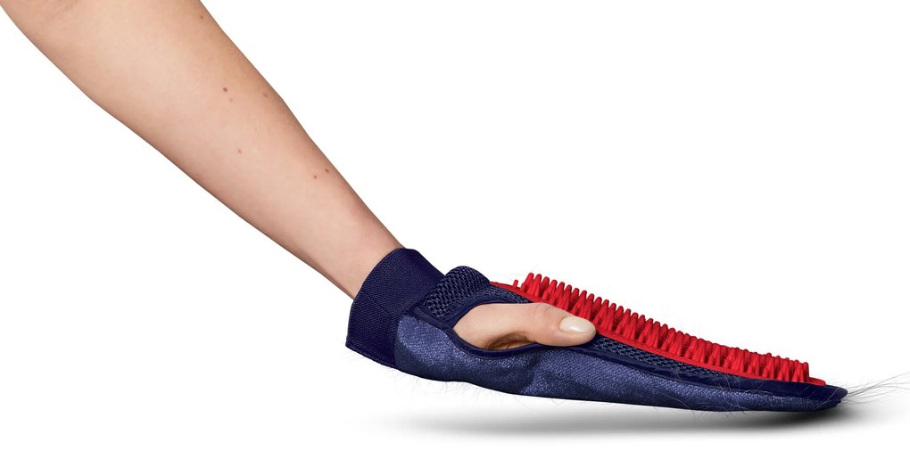 Rukavica na starostlivosť o srsť