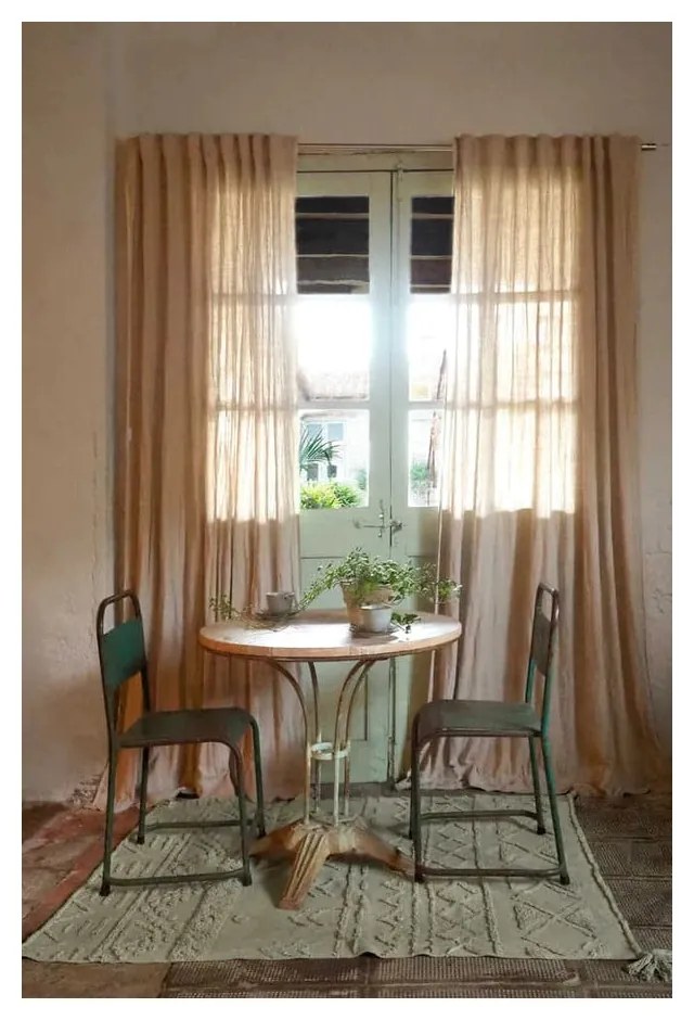 Svetlozelený prateľný ručne tkaný bavlnený koberec 170x240 cm Tribu Olive – Lorena Canals