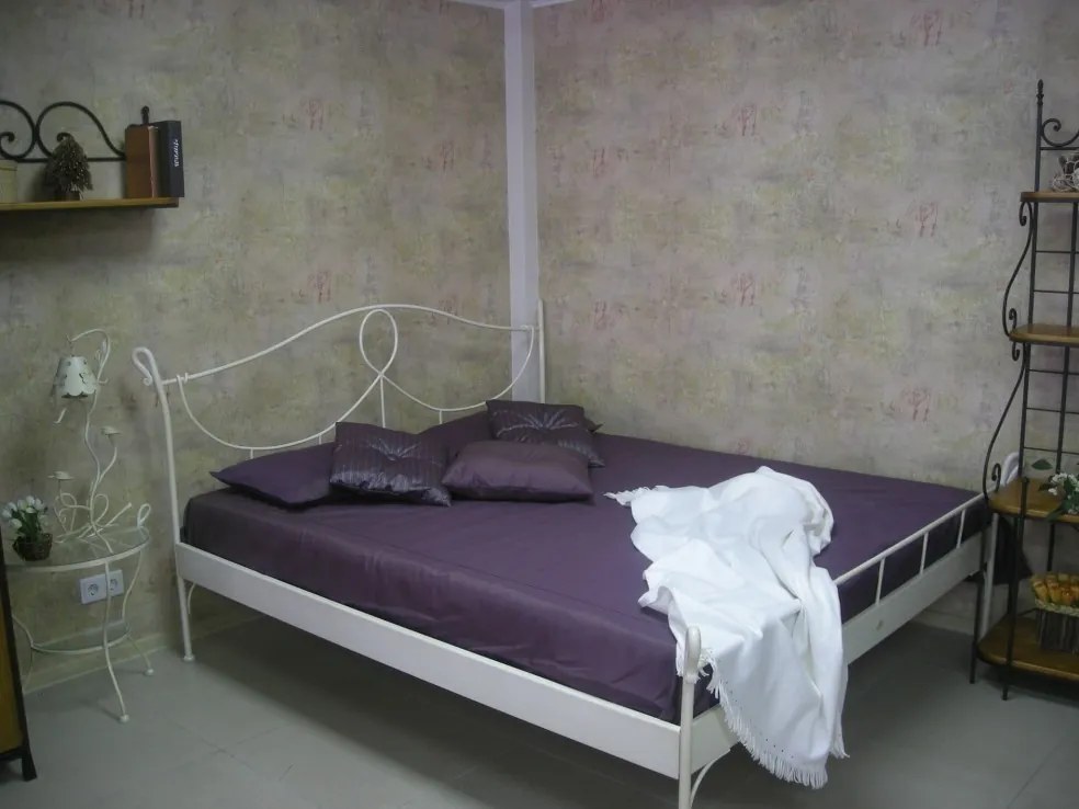 IRON-ART MODENA kanape - nadčasová kovová posteľ 140 x 200 cm, kov