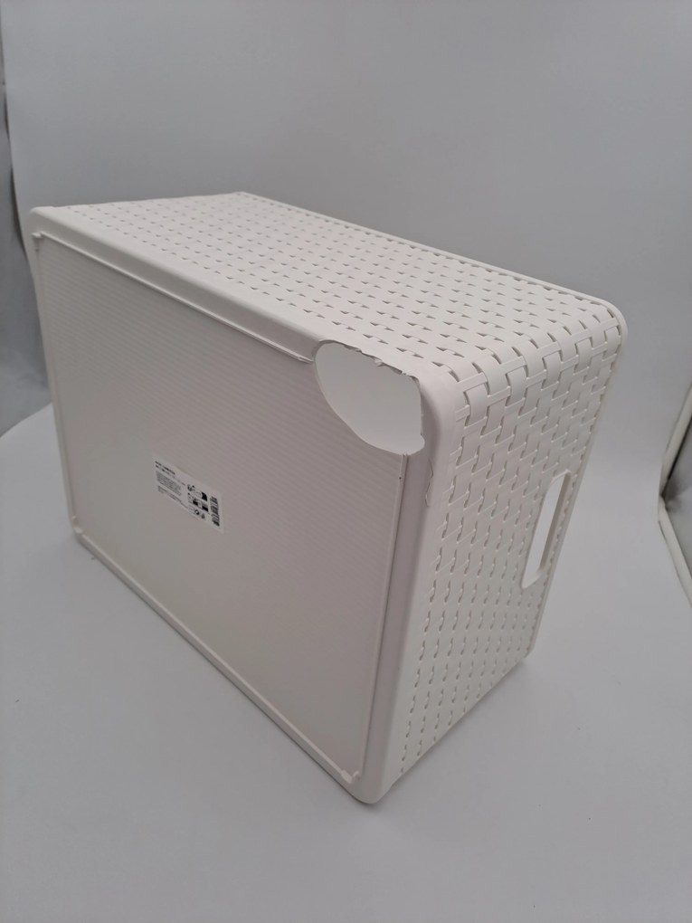 2. akosť - Plastový košík COUNTRY, rovný, biely (28 l - 43 x 33 x 22)