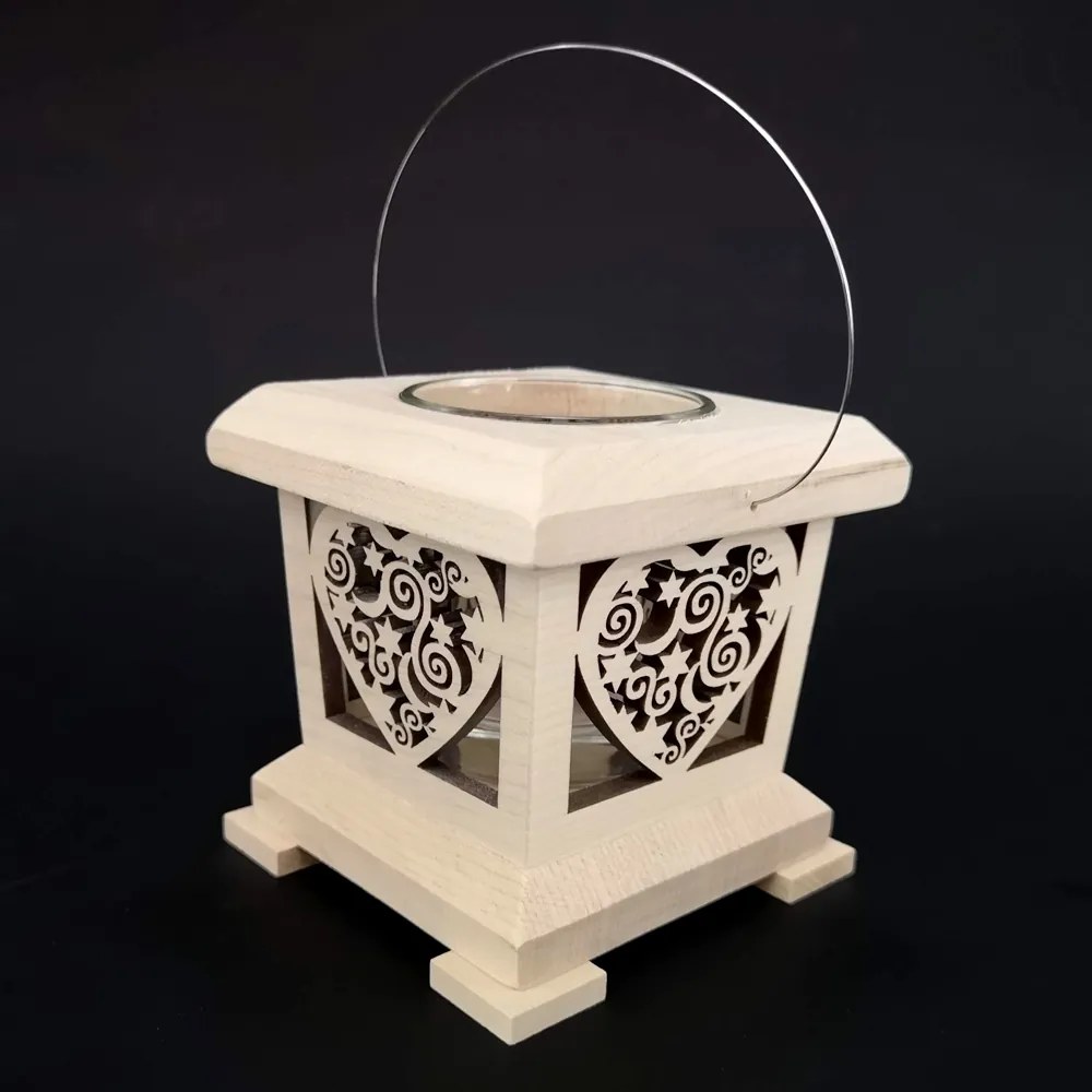 AMADEA Drevený lampáš s motívom srdca, masívne drevo, 9x9x9 cm
