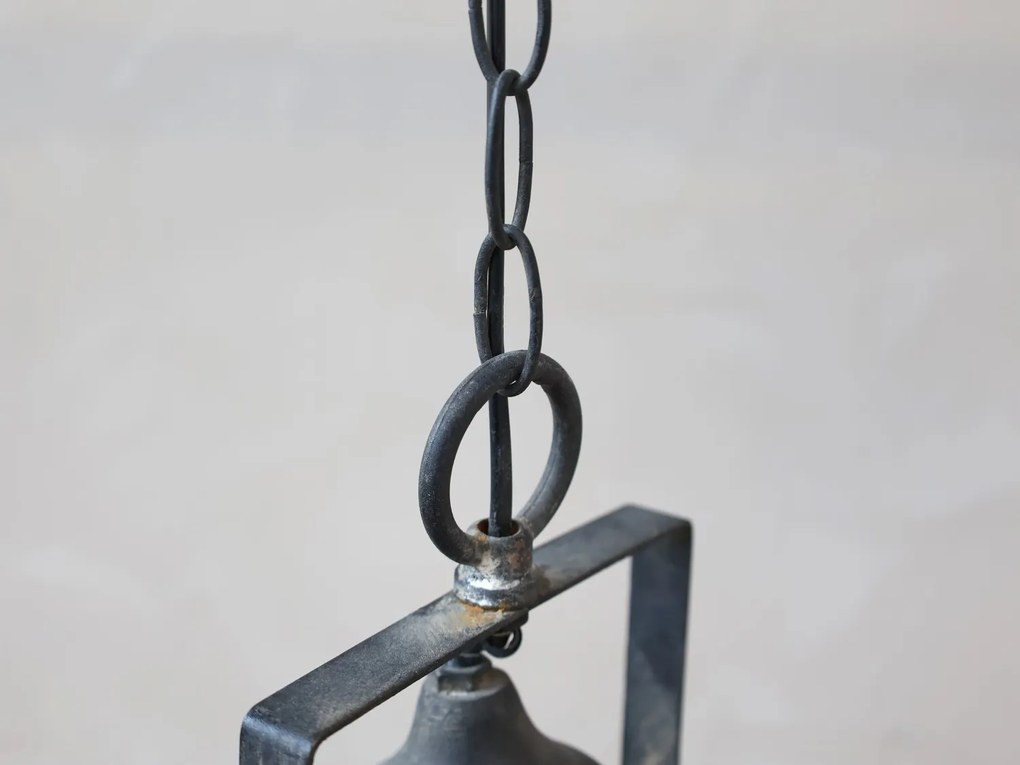 Industriálne čierné kovové závesné svetlo Fact - Ø24*26 cm