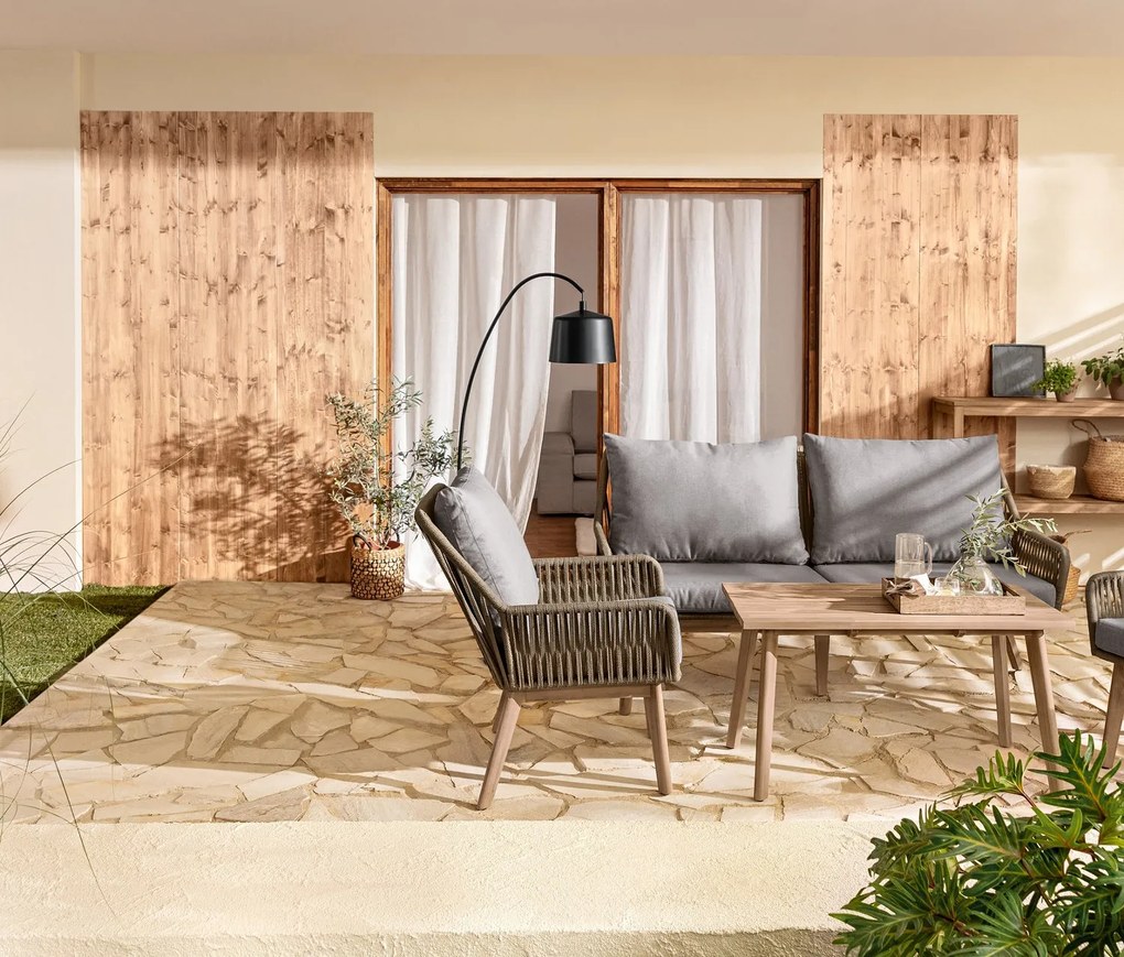 Oblúková lampa z kovu