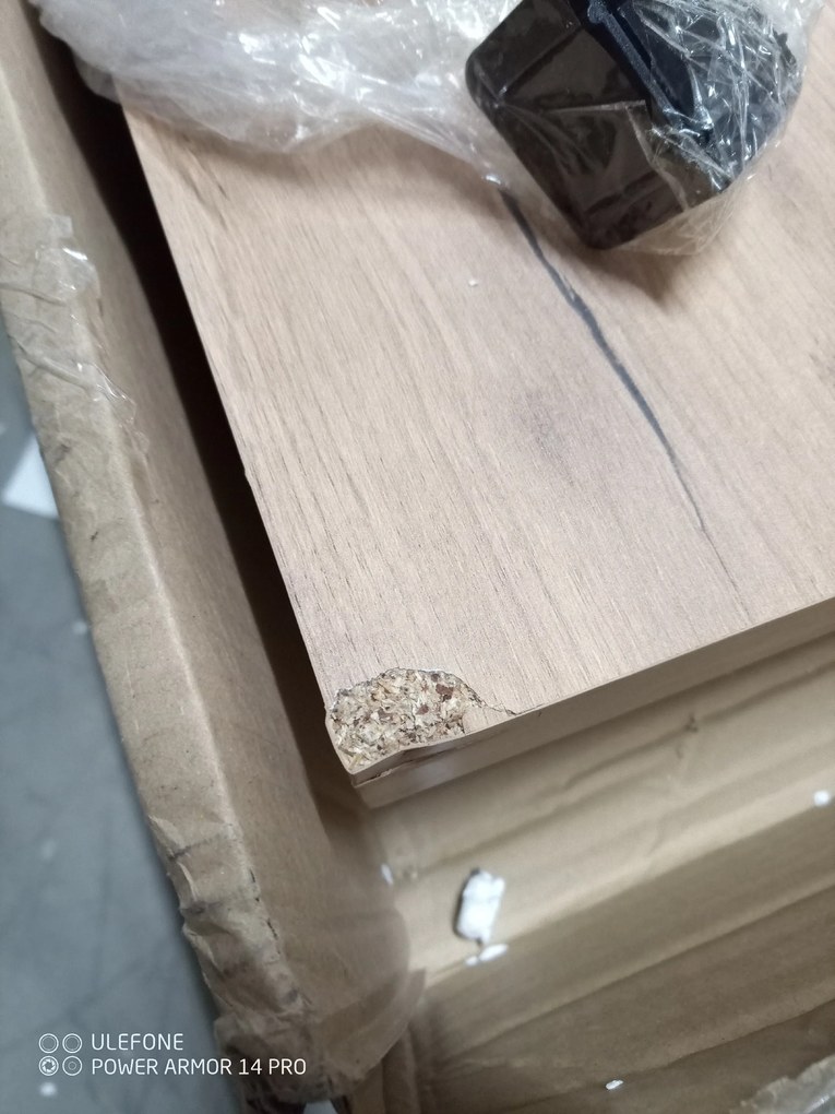 AKCIA Biely jedálenský stôl s doskou v dekore dub zlatý craft ADAM 100x60 II. akosť