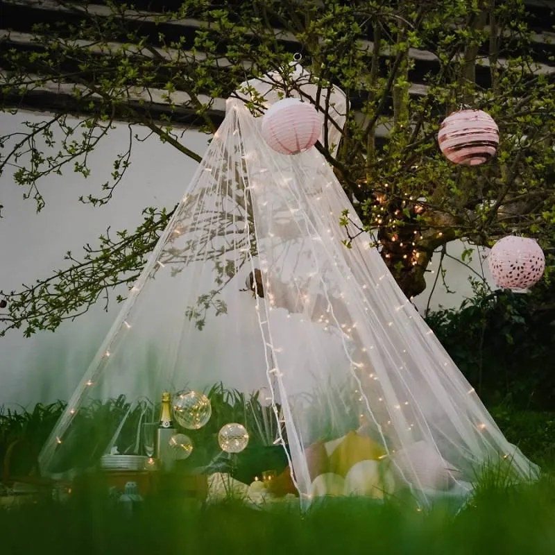 DECOLED LED světelný řetěz 100 m, teple bílá s FLASH, 1000 diod, bílý kabel, IP67, Easy Fix