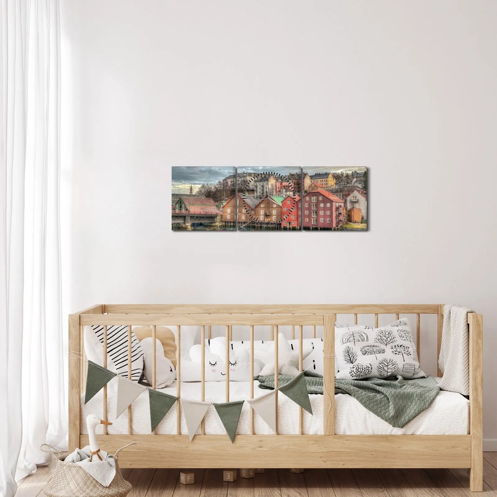 Obraz - Domy pri rieke (s hodinami) (90x30 cm)