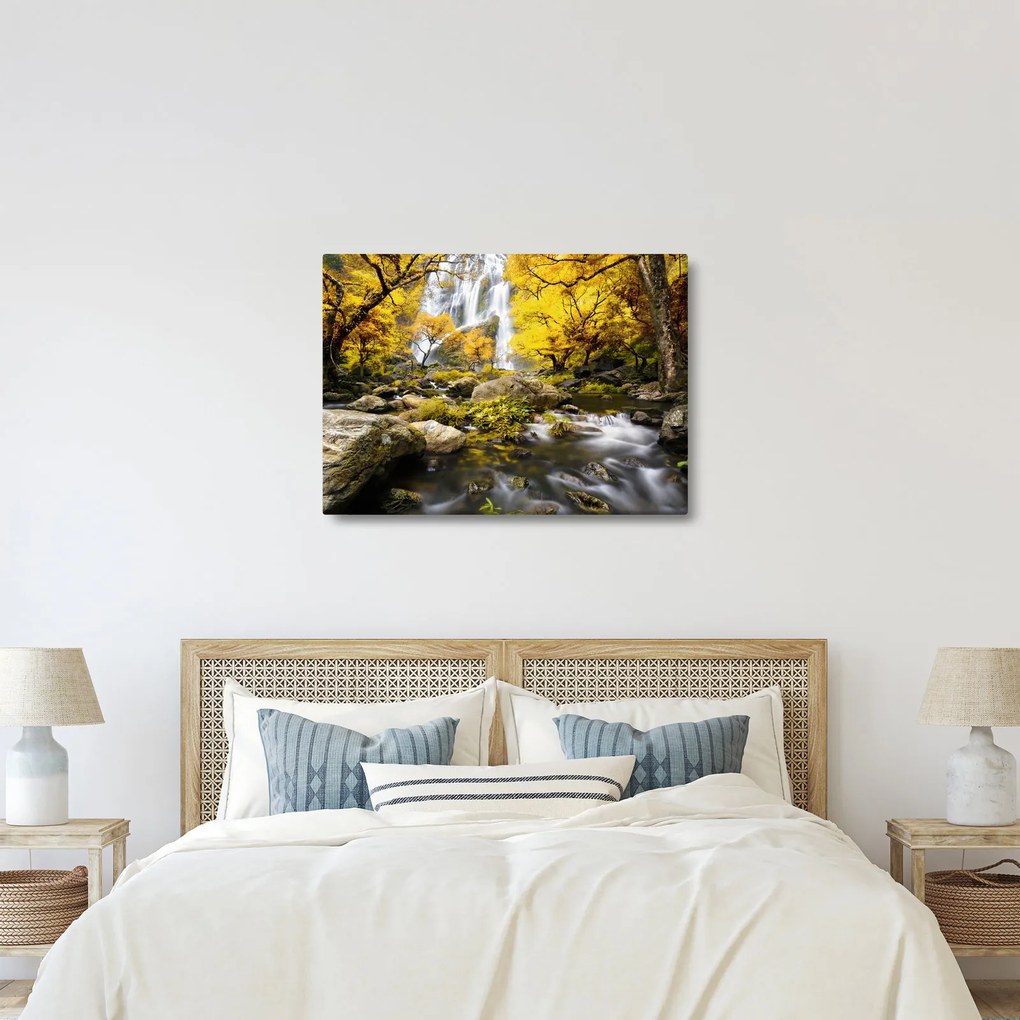 Obraz - Vodopády v jesennej krajine, žlté (70x50 cm)