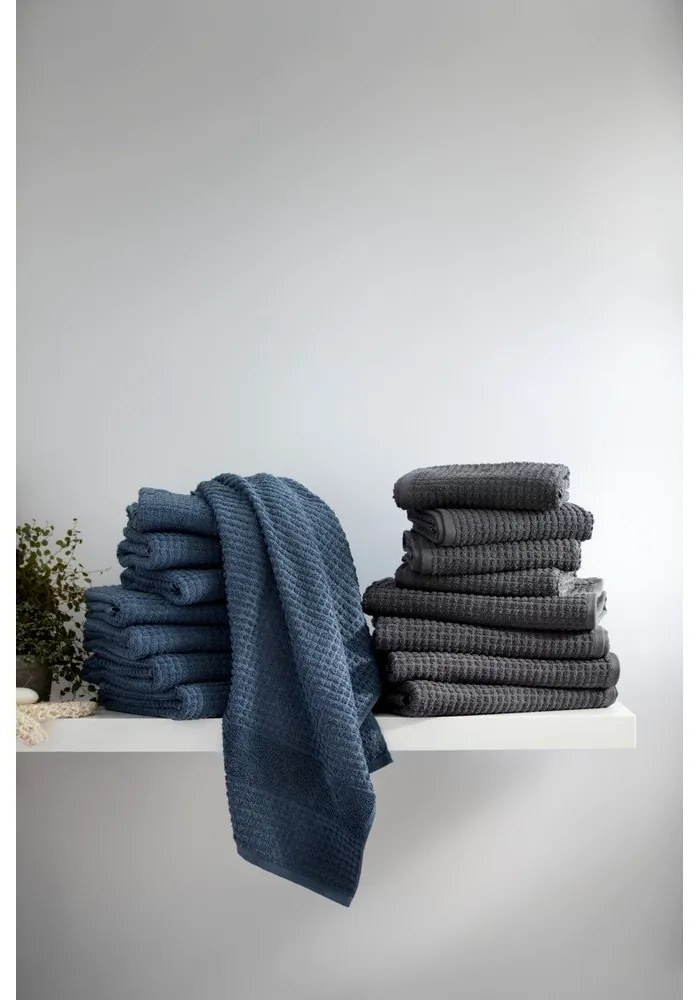 Tmavosivá froté osuška z Bio bavlny 70x140 cm Check – JUNA