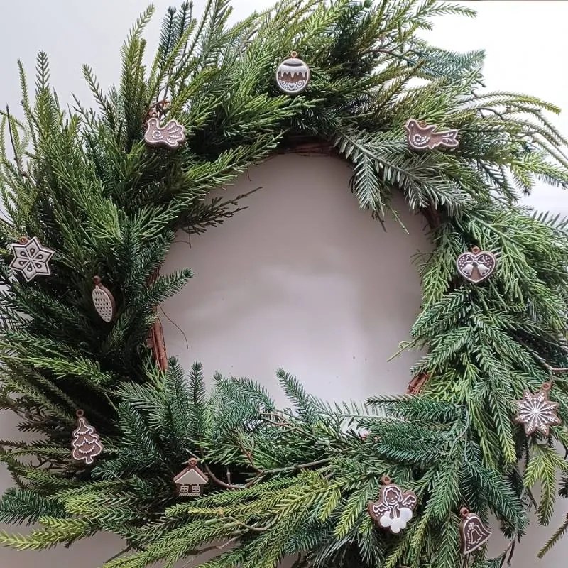 DECOLED Sada drobných vánočních ozdob, 3 × 4 cm, plast, balení 11 ks