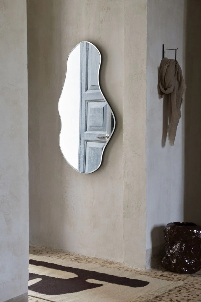 Ferm Living Dizajnové nástenné zrkadlo Pond Brass – large