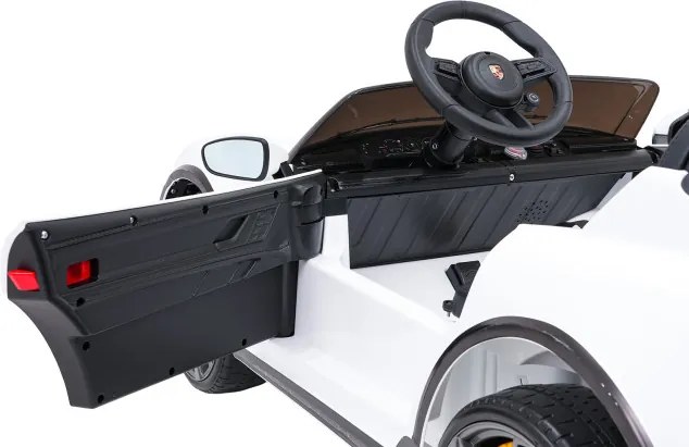 Elektrické autíčko Porsche Taycan Turbo S biele