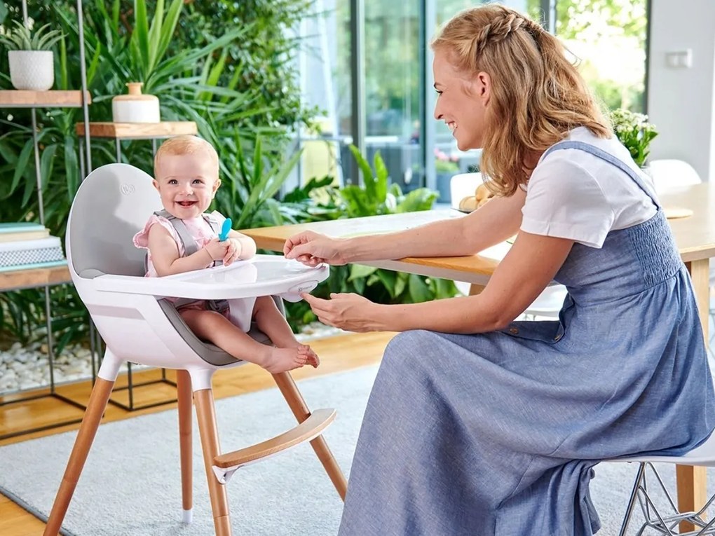 Drevená stolička na kŕmenie Kinderkraft Fini sivá