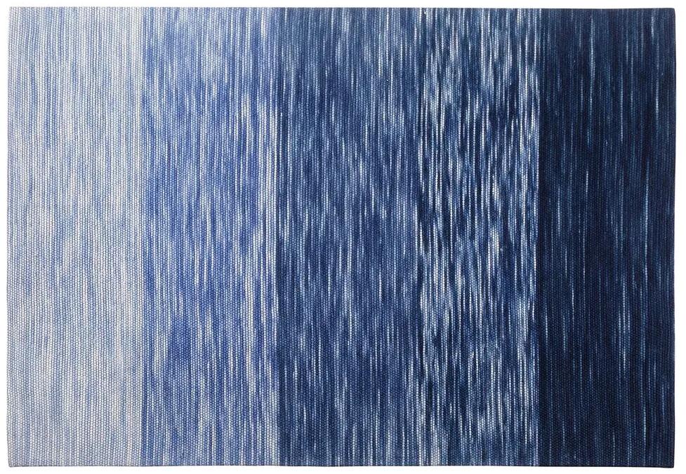 Vlnený koberec 140 x 200 cm modrý KAPAKLI Beliani