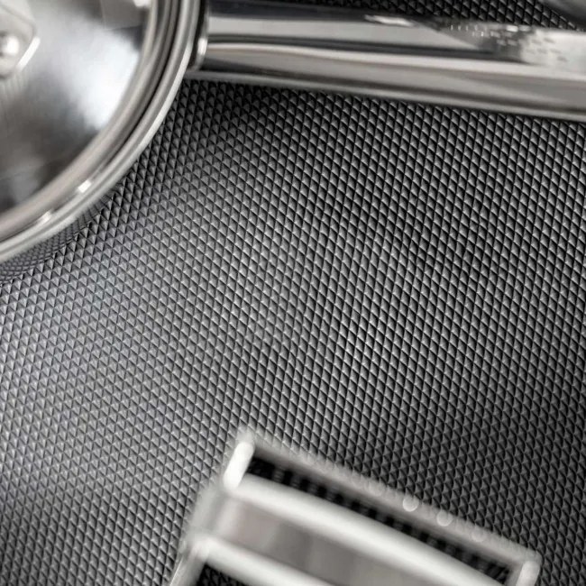 Protišmyková podložka BALVE sivá 48x500 cm