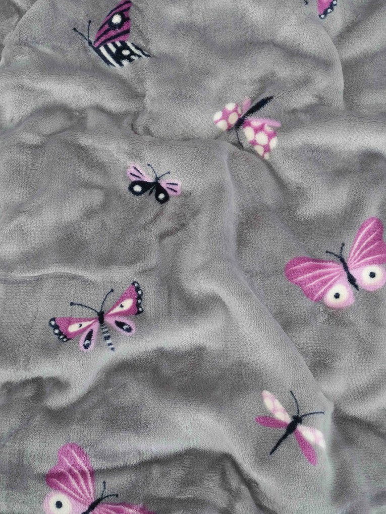 Predĺžené obliečky mikroplyš Exclusive – Motýliky sivá
