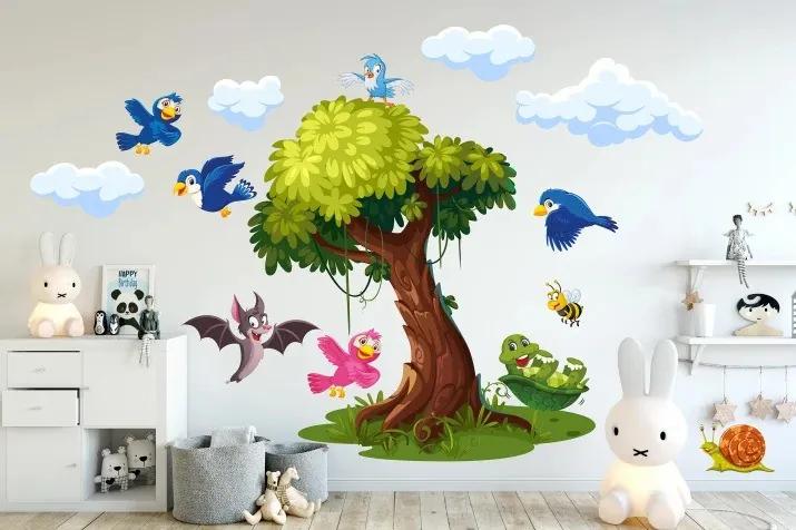Nálepka na stenu pre deti strom a veselé vtáčiky