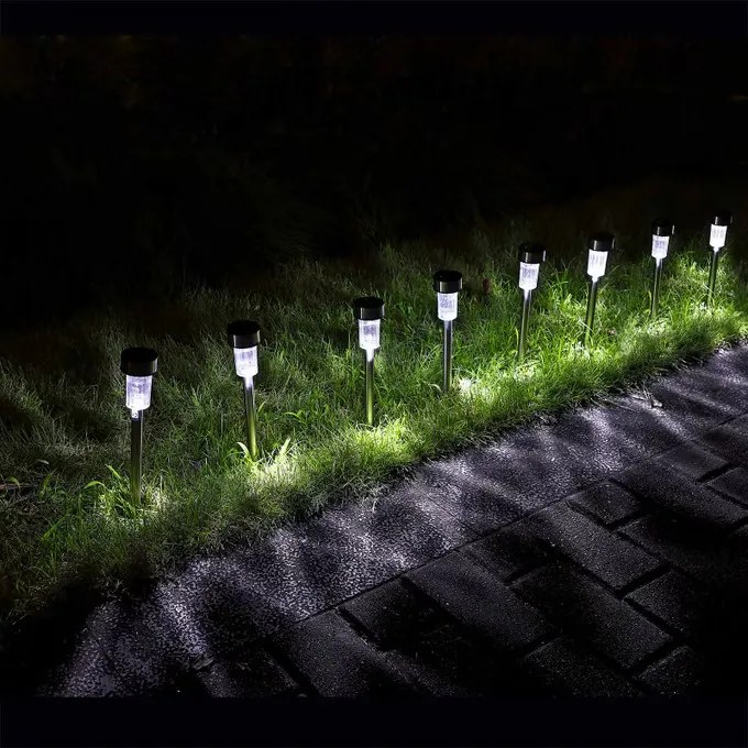 InternetovaZahrada Sada 8 LED solárnych lámp - biela