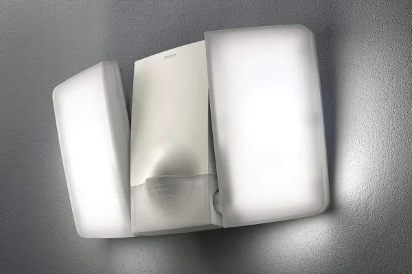 theben - LED nástenný reflektor so senzorom 2xLED/10W/230V biela IP55