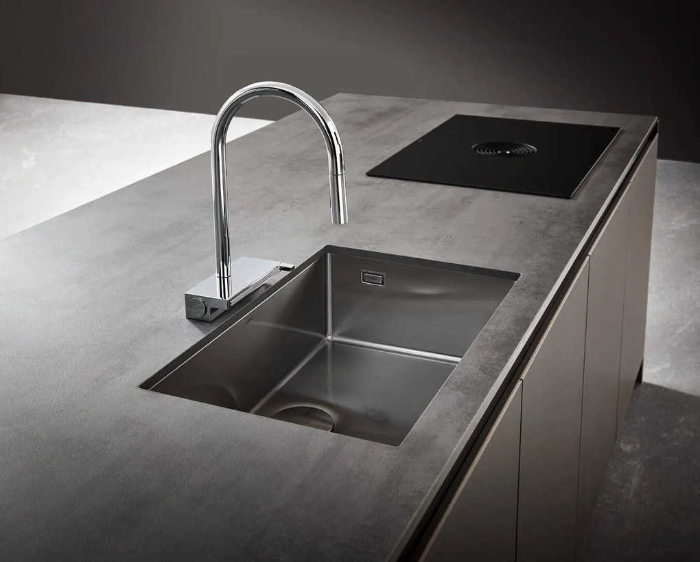 Hansgrohe M81, drezová batéria Aquno Select s výsuvnou koncovkou a plochým sprchovým prúdom, chrómová, HAN-73837000