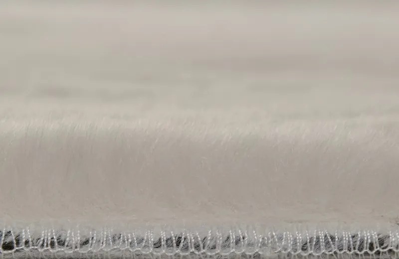 Kusový koberec RABBIT DELUXE - biely - imitácia králičie kožušiny