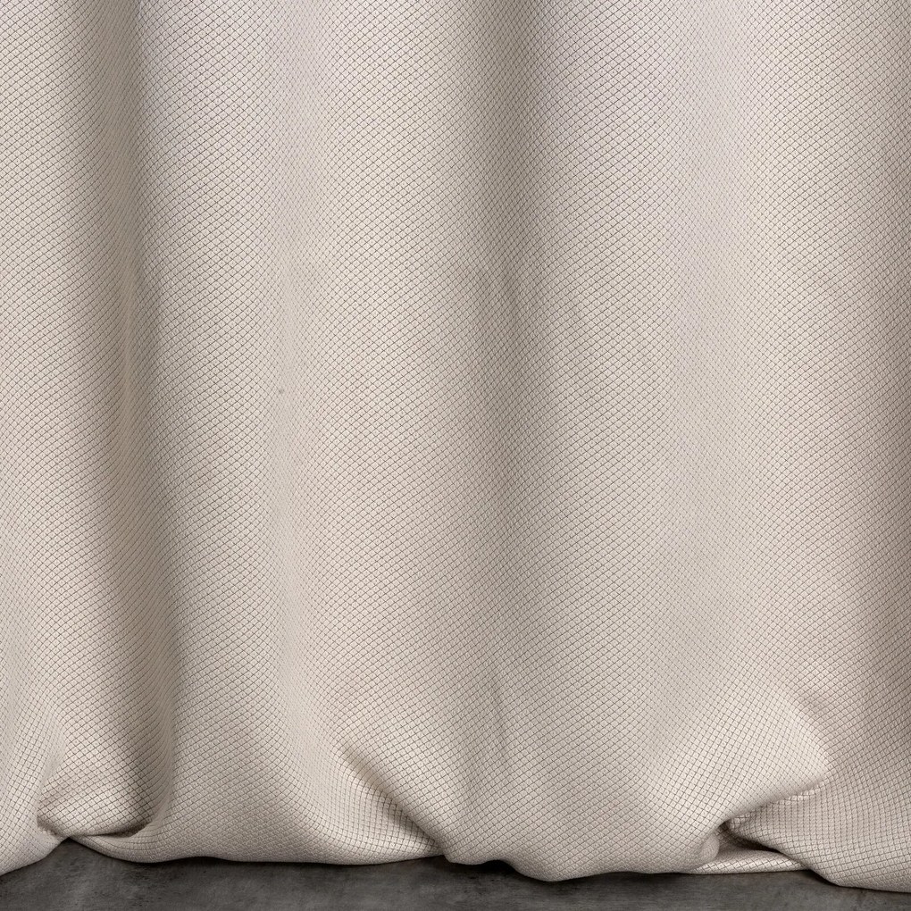 ZATEMŇOVACÍ ZÁVES NA KRÚŽKOCH AMARO 140X250 CM BÉŽOVÁ