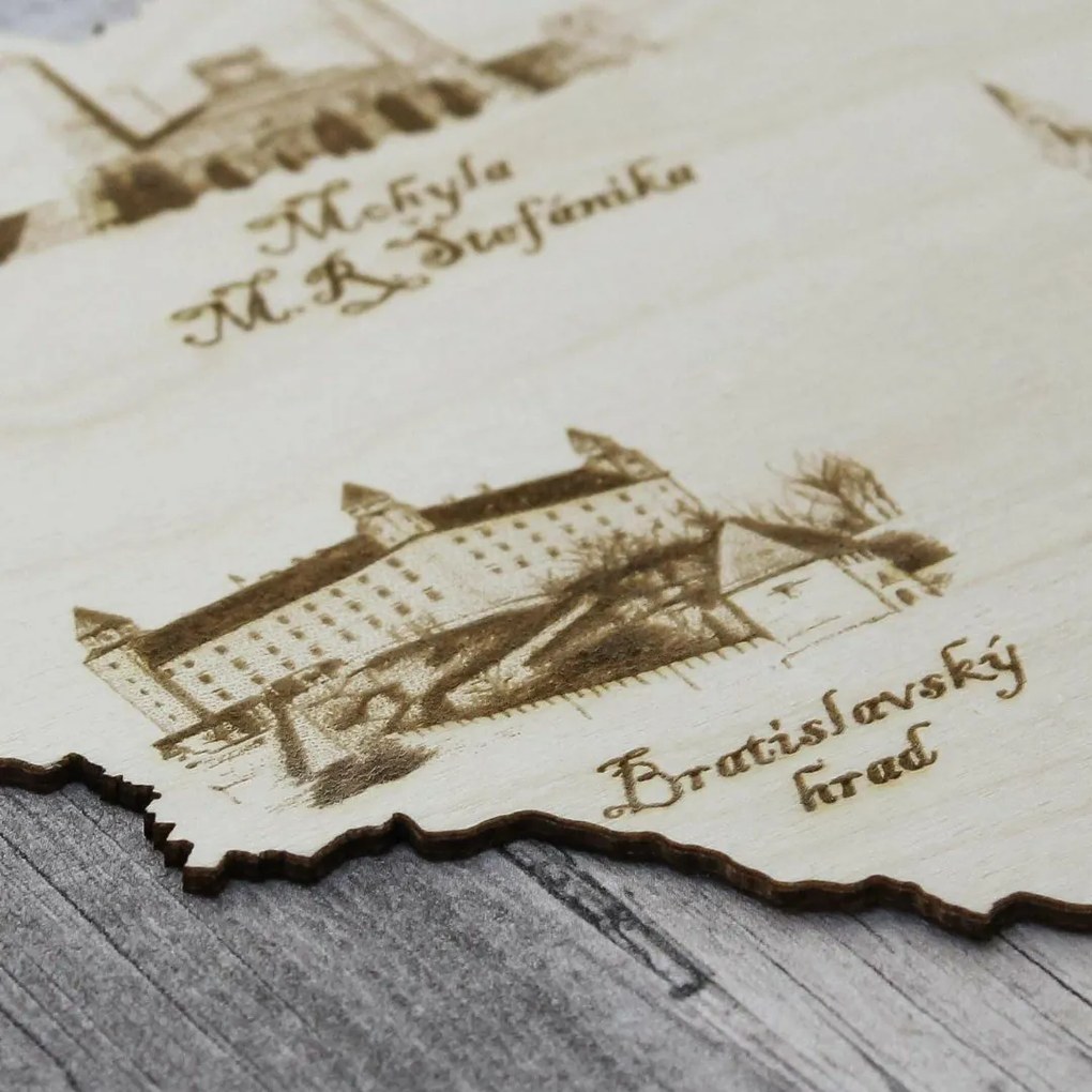 DUBLEZ | Drevená gravírovaná mapa Slovenska - Kultúrno-prírodné pamiatky