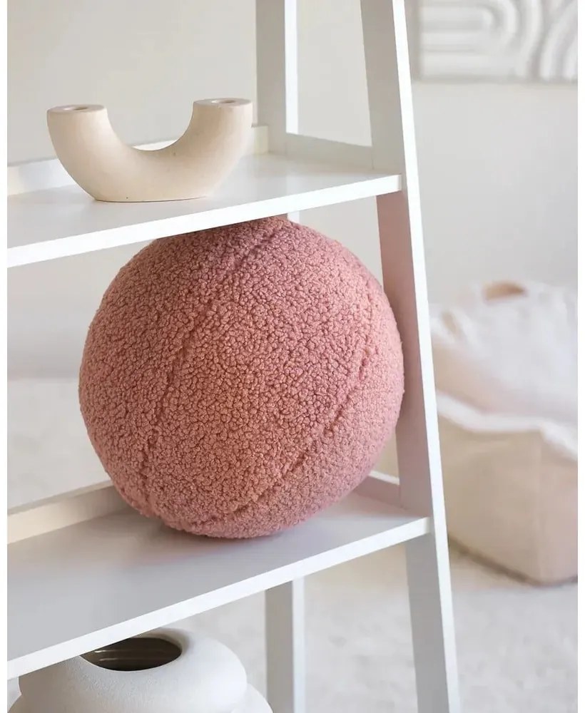 Ružový detský pohovkový vankúš z textílie buklé Ball – Wigiwama