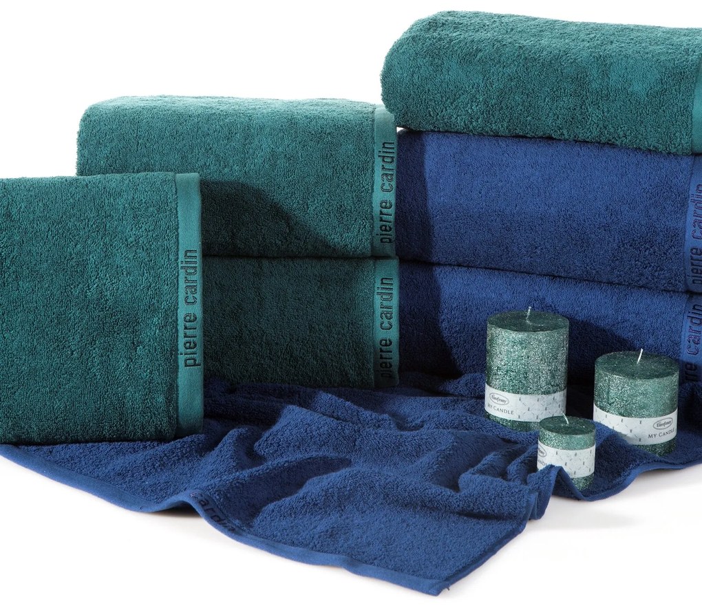 BAVLNENÝ UTERÁK PIERRE CARDIN EVI 70X140 CM TMAVOMODRÁ