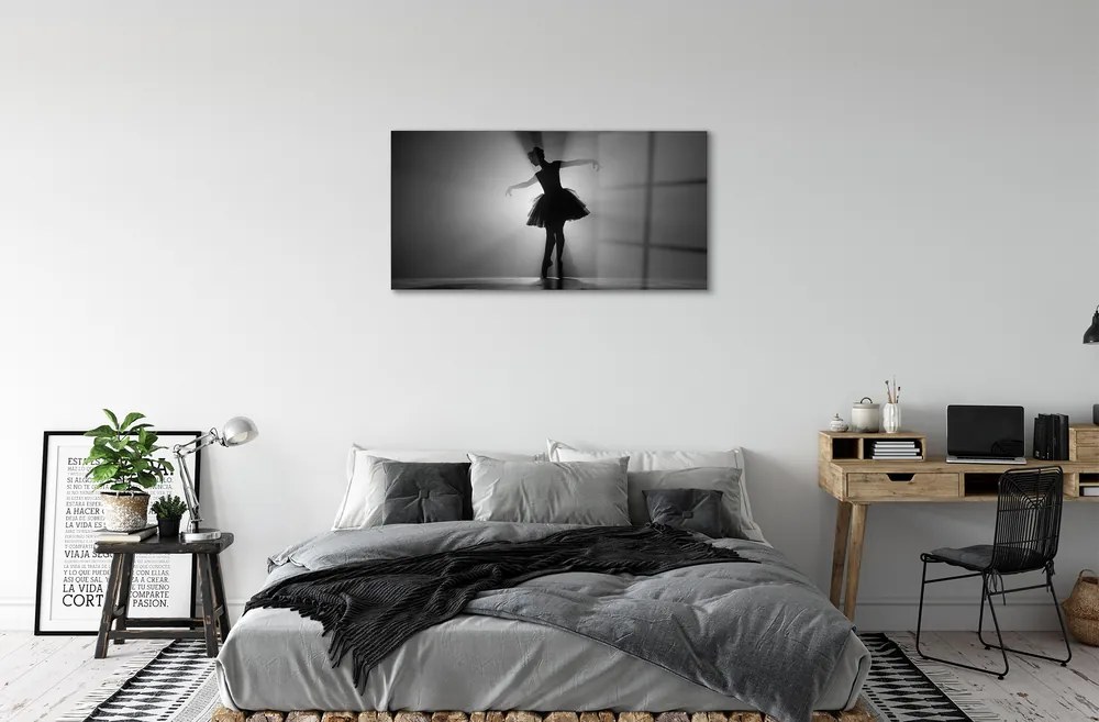 Sklenený obraz Baletka sivé pozadie 125x50 cm
